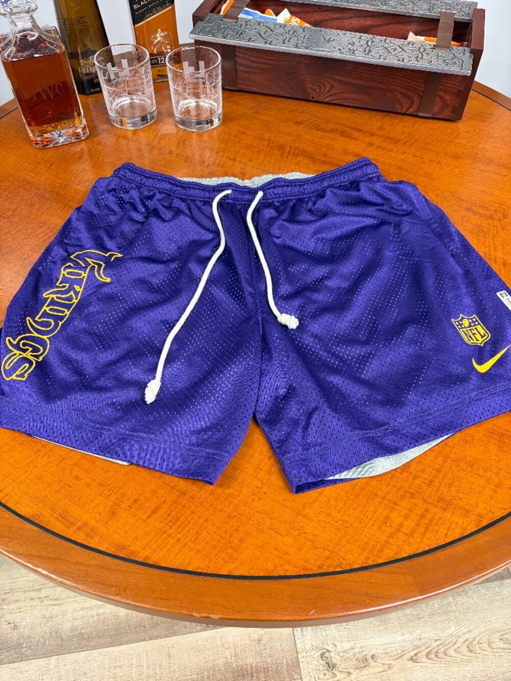 Minnesota Vikings Nike Sideline Reversible Shorts 2025 + Size L + NWOT